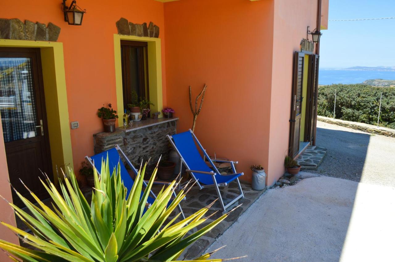 Agriturismo Finagliosu パルマドゥラ エクステリア 写真