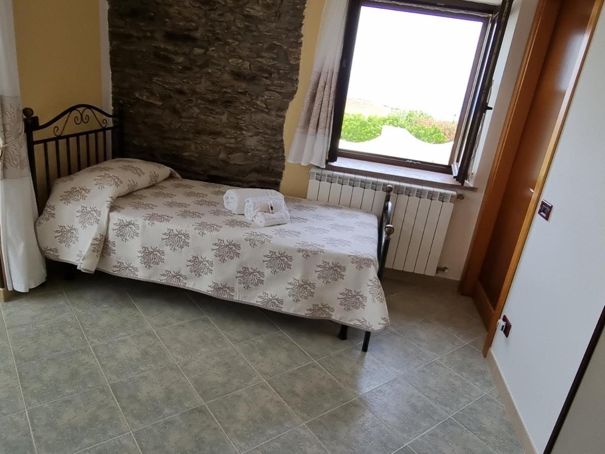 Agriturismo Finagliosu パルマドゥラ エクステリア 写真