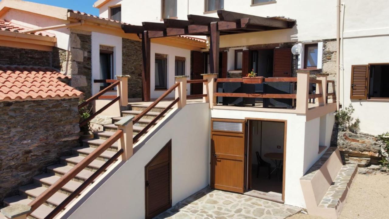 Agriturismo Finagliosu パルマドゥラ エクステリア 写真