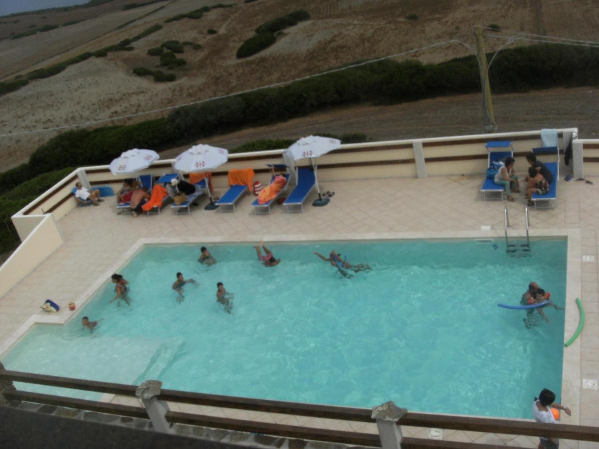 Agriturismo Finagliosu パルマドゥラ エクステリア 写真