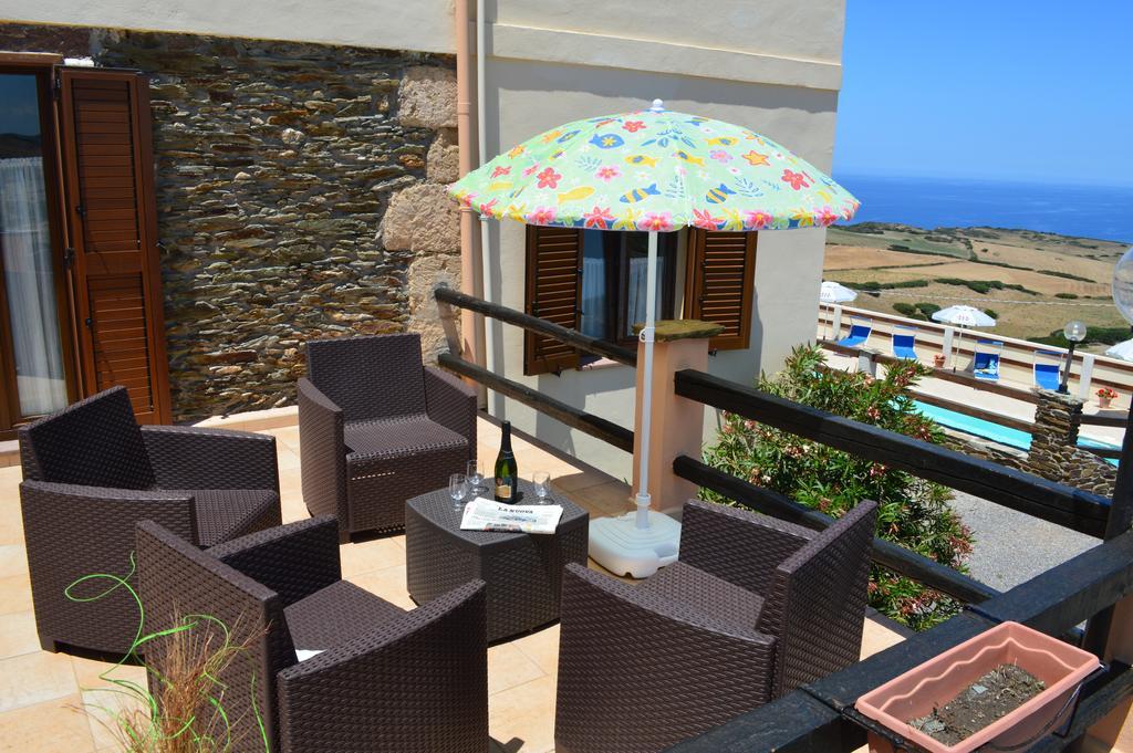 Agriturismo Finagliosu パルマドゥラ エクステリア 写真