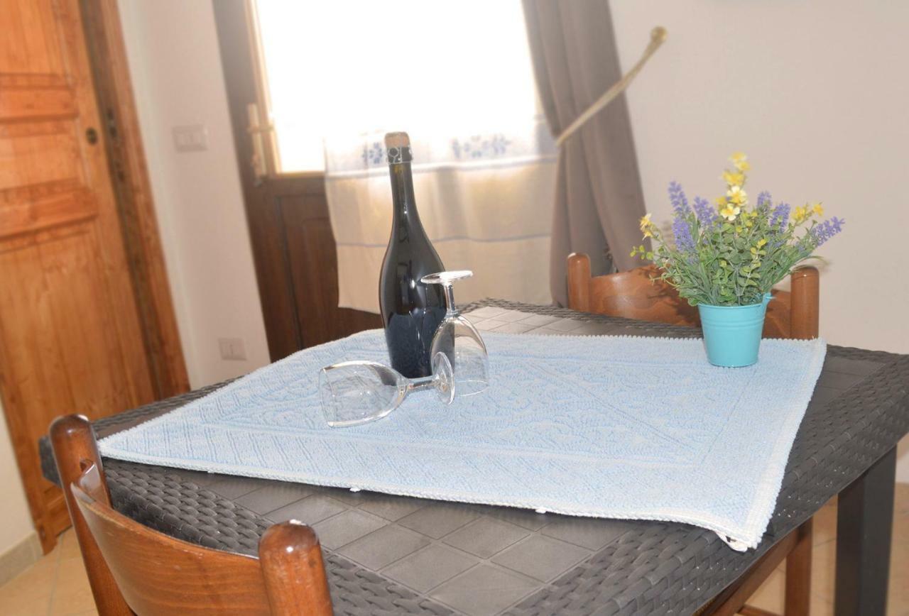 Agriturismo Finagliosu パルマドゥラ エクステリア 写真