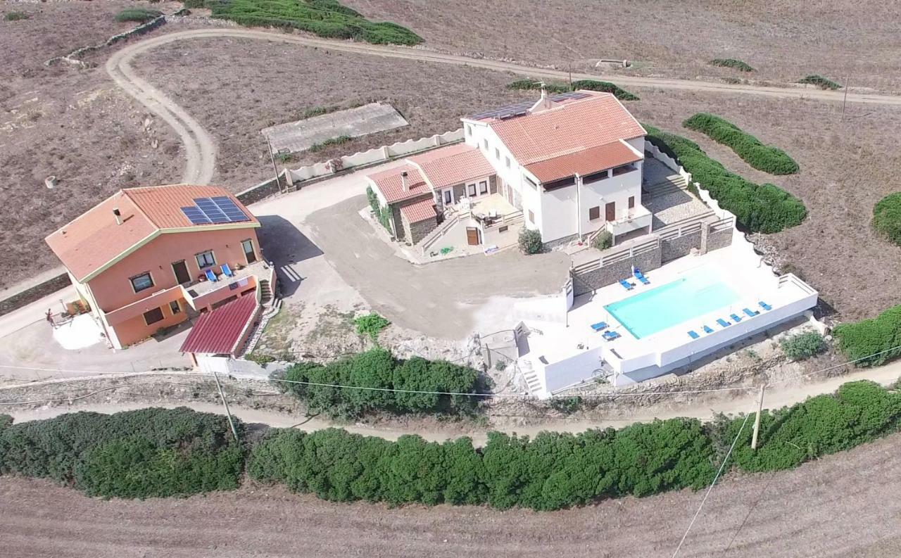 Agriturismo Finagliosu パルマドゥラ エクステリア 写真
